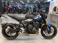 2025 Triumph Trident 660, чёрный, 1140000 рублей