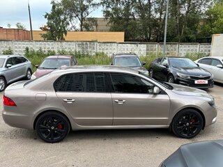 2012 Skoda Superb II, серый, 900000 рублей, вид 4
