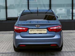 2013 Kia Rio 5-speed III, голубой, 905000 рублей, вид 4