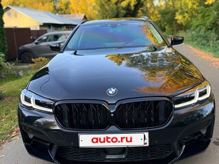 2017 BMW 5 серии 520d xDrive VII (G30/G31/G38), чёрный, 3290000 рублей, вид 3