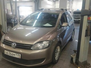 2013 Volkswagen Golf Plus II, серый, 570000 рублей, вид 1