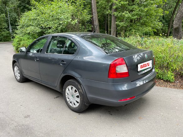 2011 Skoda Octavia II (A5) Рестайлинг, серый, 575000 рублей - вид 5