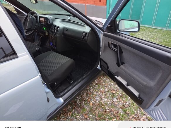 2004 Lada (ВАЗ) 2110, серебристый, 357000 рублей - вид 6