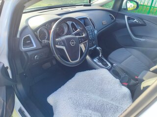 2014 Opel Astra J Рестайлинг, белый, 999999 рублей, вид 5