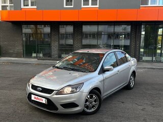2008 Ford Focus II Рестайлинг, серебристый, 320000 рублей, вид 1