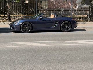 2019 Porsche Boxster T IV 718 (982), синий, 5500000 рублей, вид 3