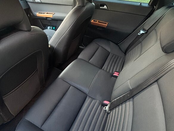 2011 Volvo S40 II Рестайлинг, белый, 980000 рублей - вид 18