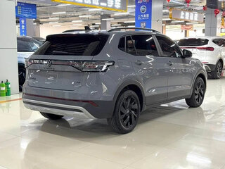 2025 Volkswagen Tharu XR, серебристый, 1900200 рублей, вид 4