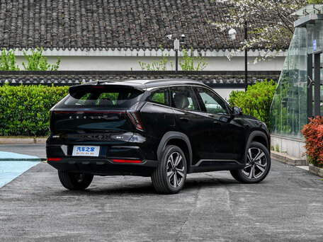 2026 Geely Atlas II, чёрный, 2790000 рублей, вид 5