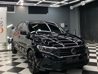 2020 Volkswagen Polo VI, чёрный, 1680000 рублей, вид 1
