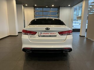 2018 Kia Optima IV, белый, 1900000 рублей, вид 4