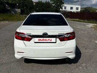 2013 Toyota Camry VII (XV50), белый, 1690000 рублей, вид 4
