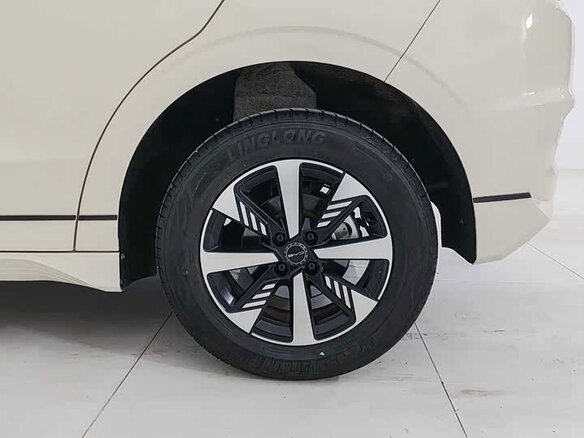 2023 BYD E2 I Рестайлинг, белый - вид 17