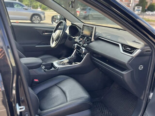 2020 Toyota RAV4 V (XA50), чёрный, 3100000 рублей, вид 5