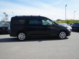 2023 Volkswagen Caddy Maxi V, чёрный, 3440000 рублей, вид 4