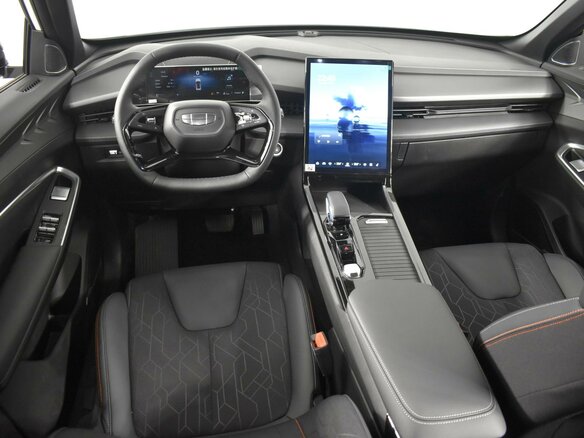 2026 Geely Cityray, белый, 2479900 рублей - вид 5