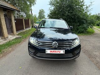 2016 Volkswagen Touareg II Рестайлинг, синий, 3200000 рублей, вид 1