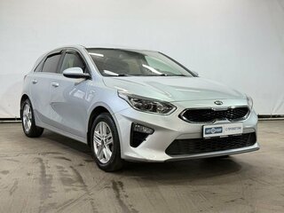 2018 Kia Ceed III, серебристый, 1665000 рублей, вид 3