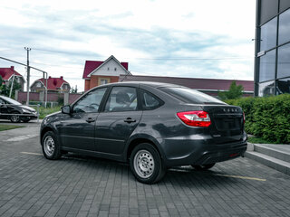 2026 Lada (ВАЗ) Granta I Рестайлинг, чёрный, 1343000 рублей, вид 4