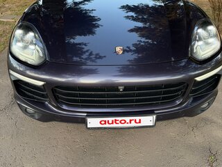 2017 Porsche Cayenne Diesel II Рестайлинг (958), фиолетовый, 4500000 рублей, вид 2