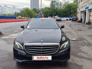 2018 Mercedes-Benz E-Класс 200 V (W213, S213, C238), чёрный, 2400000 рублей, вид 3