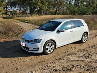 2014 Volkswagen Golf VII, белый, 1500000 рублей, вид 2