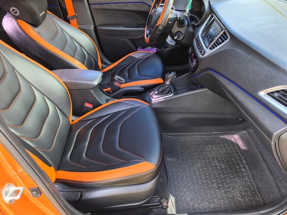 2019 Hyundai Solaris II, оранжевый, 800000 рублей - вид 4
