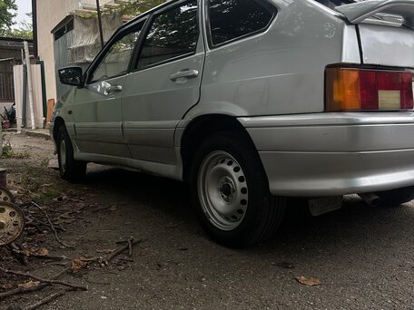 2004 Lada (ВАЗ) 2114, серебристый, 160000 рублей, вид 4