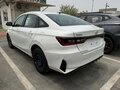 2026 Toyota Yaris XP150 Рестайлинг 2, белый, 1500000 рублей - вид 3
