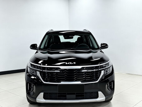 2023 Kia Seltos I Рестайлинг, чёрный, 1890000 рублей, вид 3