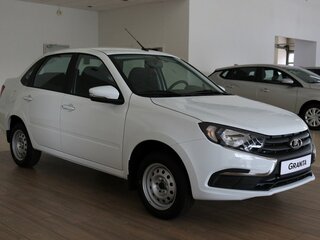 2026 Lada (ВАЗ) Granta I Рестайлинг, белый, 1098000 рублей, вид 3