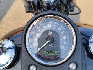 2015 Harley-Davidson Street Bob, чёрный, 850000 рублей, вид 5