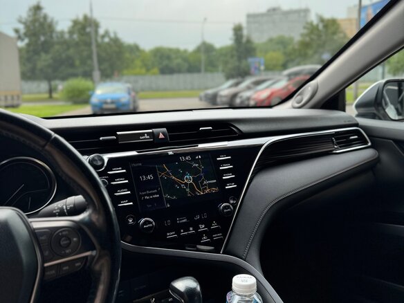 2020 Toyota Camry VIII (XV70), белый, 2870000 рублей - вид 6