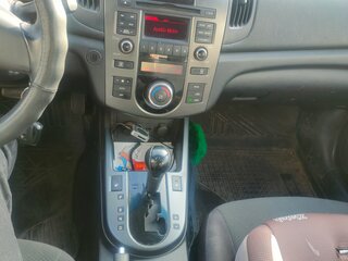 2010 Kia Cerato 4-speed II, серый, 999999 рублей, вид 5
