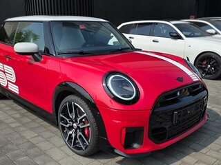 2026 Mini Hatch JCW IV (F65/F66/J01), красный, 7100000 рублей, вид 3