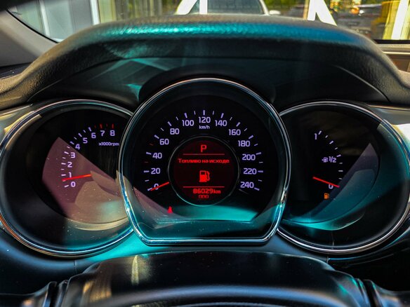 2018 Kia Ceed II Рестайлинг, белый, 1396000 рублей - вид 11