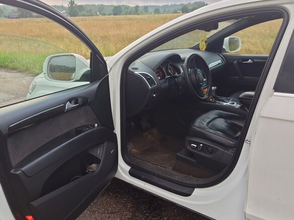 2013 Audi Q7 I (4L) Рестайлинг, белый, 1850000 рублей - вид 6