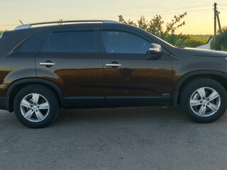 2015 Kia Sorento II Рестайлинг, коричневый, 1630000 рублей, вид 4