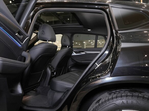 2024 BMW X4 20i II (G02) Рестайлинг, чёрный, 7220000 рублей - вид 11
