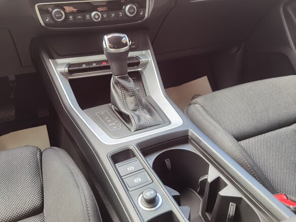 2022 Audi Q3 35 TFSI II (F3), оранжевый, 3300000 рублей - вид 35