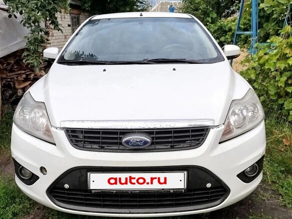 2008 Ford Focus II Рестайлинг, белый, 630000 рублей - вид 2