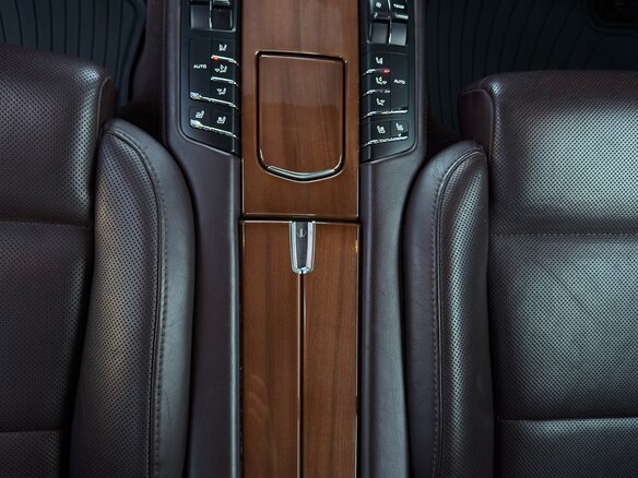2011 Porsche Panamera S I, коричневый, 2399000 рублей - вид 31