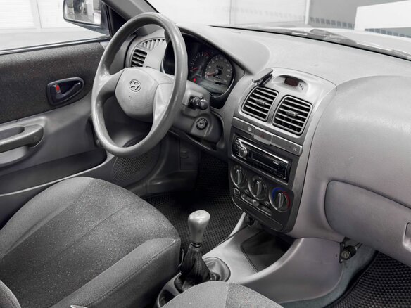 2008 Hyundai Accent ТагАЗ II, серебристый, 409900 рублей - вид 10