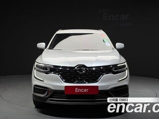 2021 Renault Koleos II Рестайлинг, белый, 1950000 рублей, вид 2