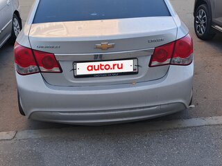 2013 Chevrolet Cruze I Рестайлинг, серебристый, 715000 рублей, вид 4