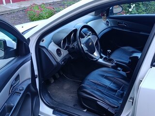 2013 Chevrolet Cruze I Рестайлинг, серый, 720000 рублей, вид 5