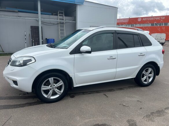 2012 Renault Koleos I Рестайлинг, белый, 1070000 рублей - вид 3