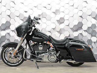 2014 Harley-Davidson Street Glide, чёрный, 1427000 рублей, вид 4