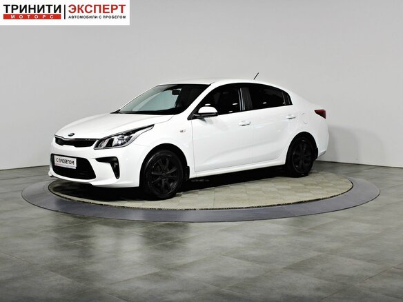 2017 Kia Rio IV, белый, 1276000 рублей