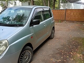 1998 Mitsubishi Dingo I, серебристый, 320000 рублей, вид 3